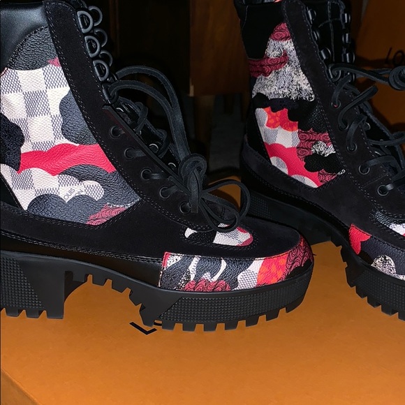 Louis Vuitton Boots - Picture 1 of 3